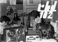 1976 di spalle a radio bolzano dolomiti